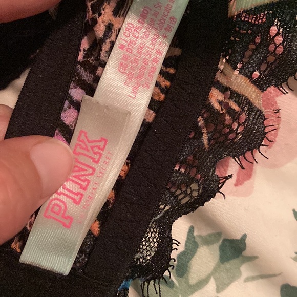 VS PINK Laced halter bra. - Picture 2 of 4